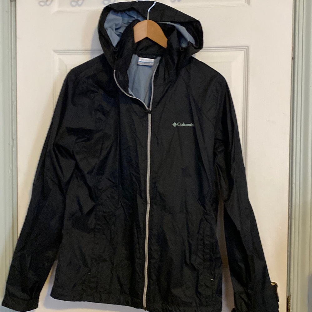 Columbia Black Hooded Windbreaker Jacket with Light Gray Lining